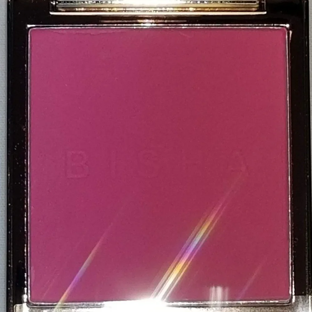 Bisha - Essential Duo Blush in Dubai (Bright Pink)